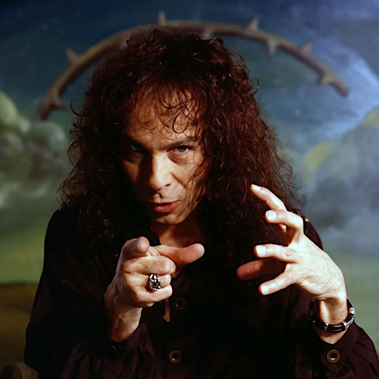 Ronnie James Dio- ն