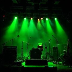 Image of AI Thumbnail: Glam Rock: A Dazzling Journey Through Sound and Style